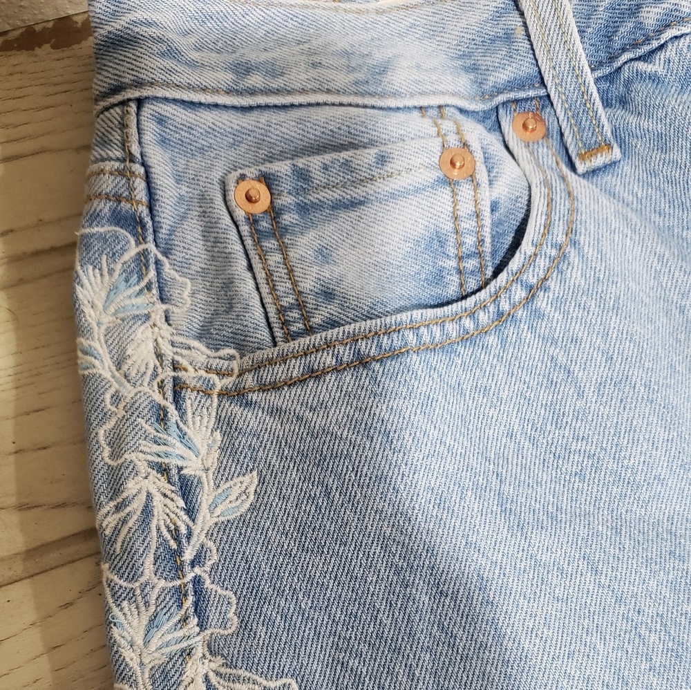 Levis Deconstructed Skirt - Picture 5 of 7